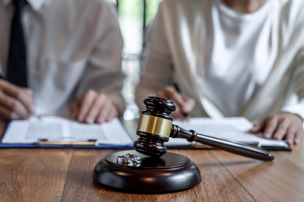 Family Law Financial Matters Attorney Near You in Columbus, Ohio - Joslyn Law Firm